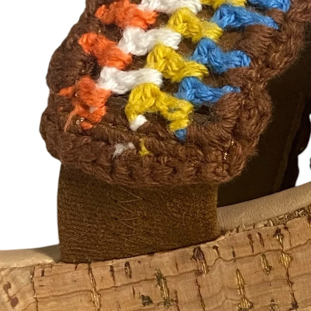 COMFORT‎ EST. 1946 - SIZE 7.5 - CROCHET SANDAL WITH CORK HEEL PLATFORM